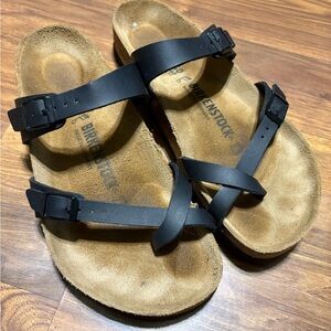 Birkenstock Mayari Black Excellent Used Condition Not broke in like new size 40
